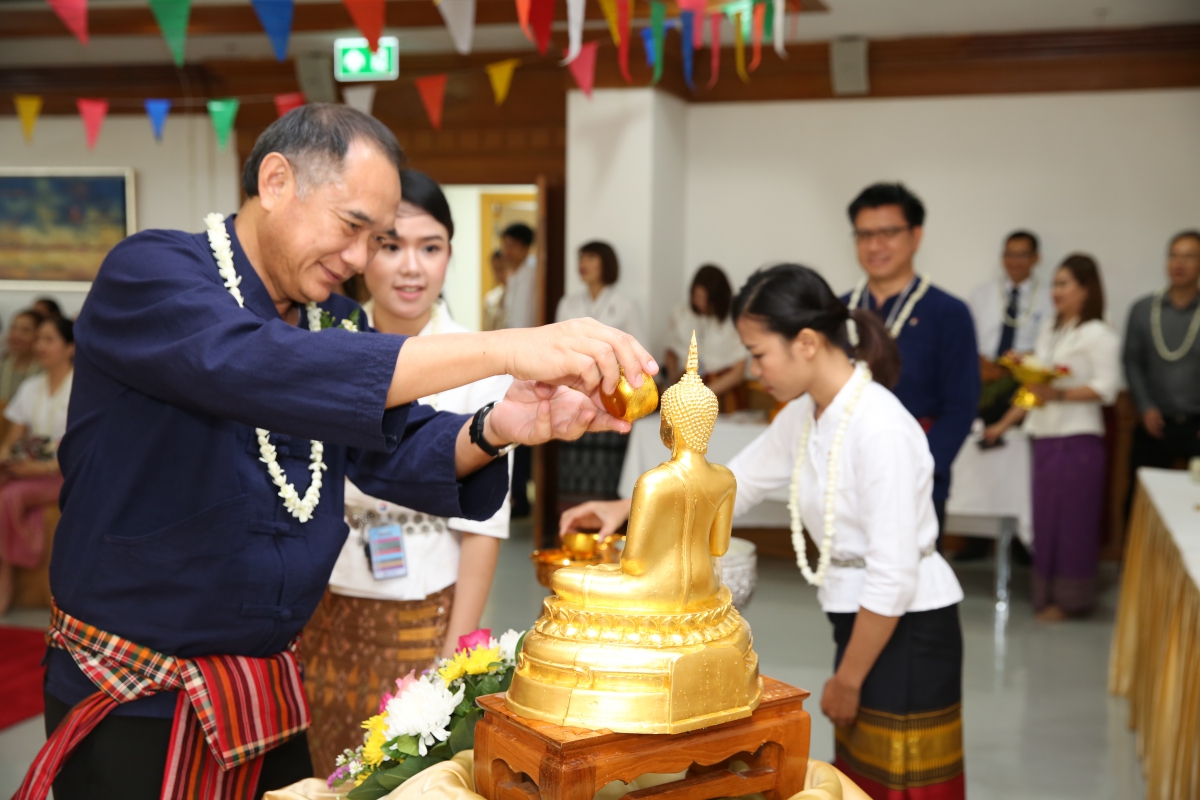 บุญสงกรานต์อีสานม่วนซื่น โรงพยาบาลกรุงเทพขอนแก่น 2560